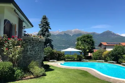 Image de Fiori Garden Holiday Apartment with Pool