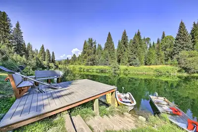 Image de 'Loose Moose Lodge' - 31 Acres on Yaak River!