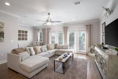 Image de Luxury Townhome-Close 2 Beach-Golf Cart-Amenities