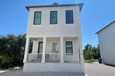 Image de Kingfisher Cottage at Tannin **79. 00 per night when you Book 14 days or More!