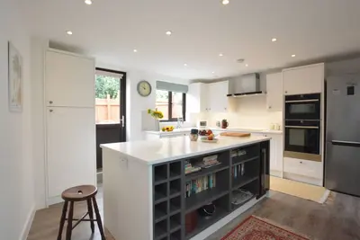 Image de Pine Cottage, pet friendly, with open fire in Woodbridge