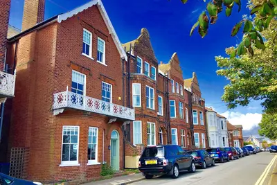Wide Skies, Aldeburgh, pet friendly, with a garden in Aldeburgh