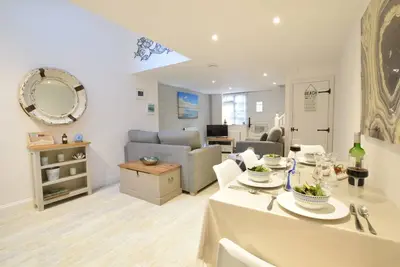 Image de The Smokehouse Cottage, pet friendly, with open fire in Southwold