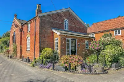Image de Chapel Cottage, Newbourne, pet friendly, with open fire in Woodbridge