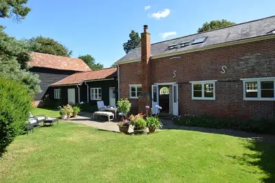 Image de Stable Cottage At The Grove, Great Glemham, with pool in Framlingham