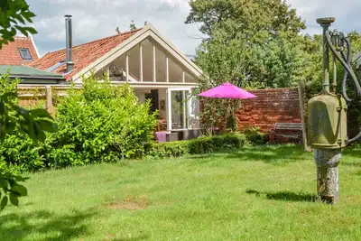Image de The Bothy At Snape Hall, pet friendly in Snape, Suffolk
