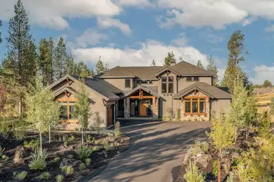 Image de Danc48 - Luxury Home in Caldera Springs, Gorgeous Decor