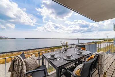 Image de \"Ocean Water\" Baltic Sea vacation with a 3-minute walk to the beach, fireplace and sea view