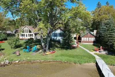 Image de Lakefront Cottage-2Bdr-1. 5Bth-Sleeps 6