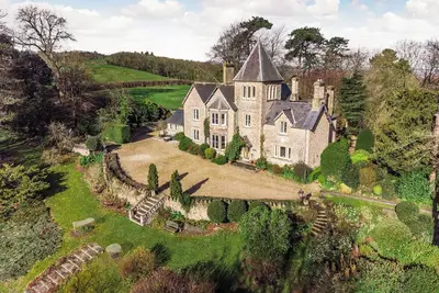 Image de 5 chambres à coucher à Axbridge, near Weston-super-Mare