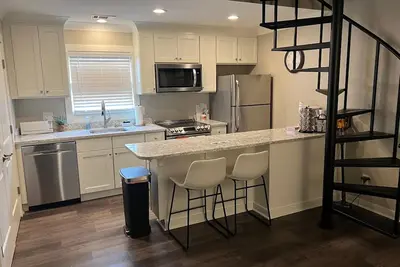 Image de Auburn Game Day Condo 2-Blocks From Jordan Hare