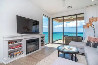 Image de Sea Dreams 3-Contemporary 3 Br Condo w/panoramic views