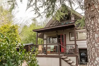 Image de Shasta Basecamp McCloud Ca.