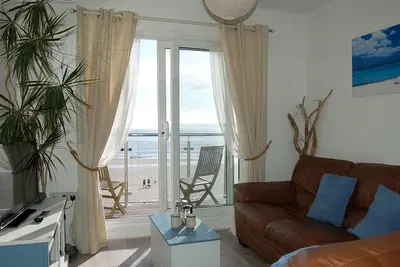 Image de Chwerthin Y Mor Beach House