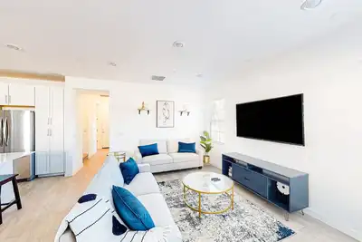 Image de Townhouse with central Ac, patio, grill, washer/dryer, pool & hot tub access