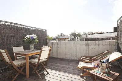 Image de My Space Barcelona 3 appartements pour jusqu'à 18 personnes avec terrasses