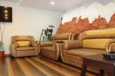 Image de Romantic Lake View Hotel With Balcony, Bath Tub and own Restaurant