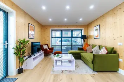 Image de Green Mews 2 with Free Parking | By My Getaways