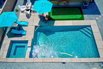 Image de 3 king beds, bunk beds, pool, bbq grill, dog-friendly