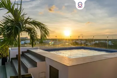 Image de Luxury Studio | l Rooftop Pool and Jacuzzi