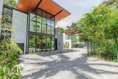 Image de Convenience Luxury living in the heart of Nosara