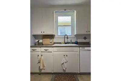 Image de Charming Bungalow! Walk to Strong\/UofR\/Lilac Fest\/Highland Pk. Slps 6