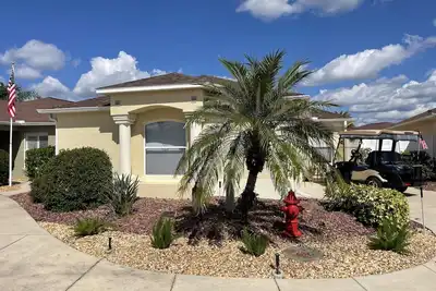 Image de Paradise in The Villages! ! Includes 4-seat Golf cart