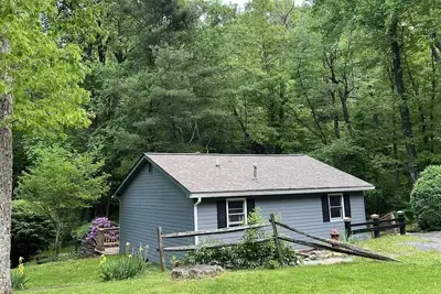 Image de Cabine-Salle de bain privée-Famille-Vue sur le bois-Barnwood (one Br)