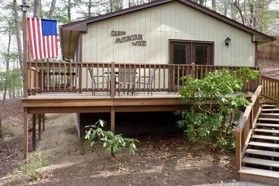 Image de Cabine-Salle de bain privée-Cottage-Vue sur le bois-Mountainwood (two Br)