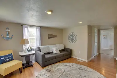 Image de Albany Family Lake Getaway Near State Parks!