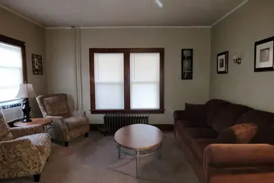 Image de Warm & welcoming 1 bedroom apartment with patio