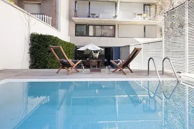 Image de My Space Barcelona 2 duplex pour jusqu'à 20 personnes avec piscine privée