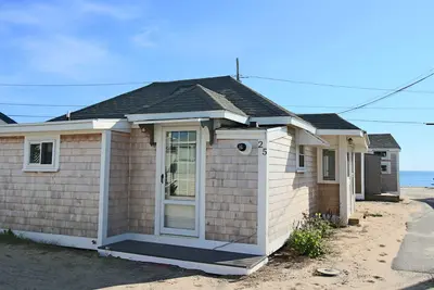 Image de beachfront cottage at Chases Ocean Grove