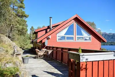 Image de Belle maison à Os avec vue sur la mer
