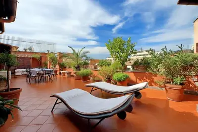 TreasureRome Spanish Steps Penthouse 4br