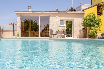 Image de Superbe appartement 1 chambre à Pula