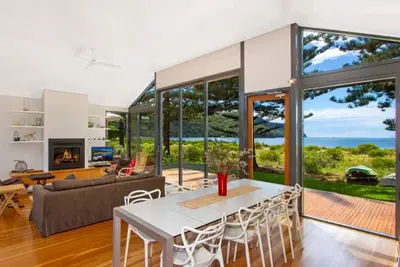 Image de Oceanside by HolidayCo.