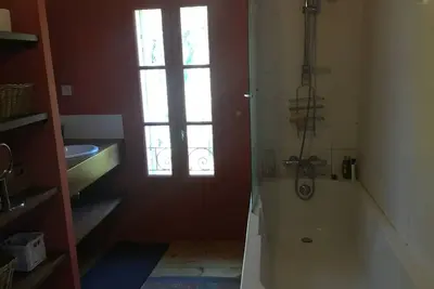 Image de Maison ancienne mitoyenne, 17 km de Bordeaux, 25 km d'Arcachon