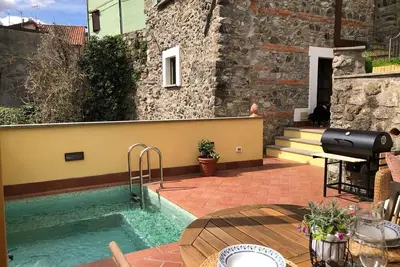 Image de Cà La Torre, Stone House with pool in the terrazza