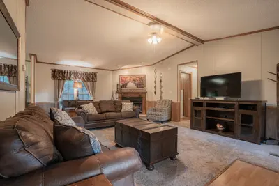 Image de Cabin K, Beautiful 3 bedroom Cabin On Lake Ouachita!