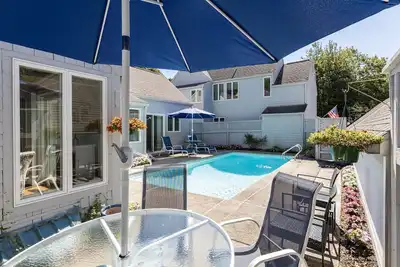 Image de Pool Villas- 2 bedroom, 2 bath, sleeps 4, heated pool, gas fireplace & grill