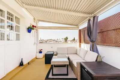 Image de Central duplex apartment with private rooftop terrace + free parking