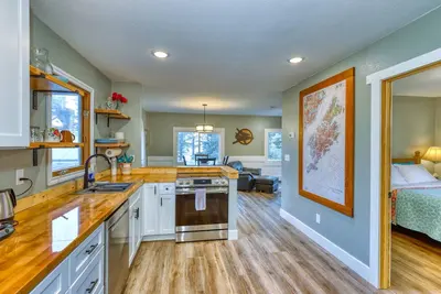 Image de Captivating Coastline 2 Br Retreat wth Ocean View