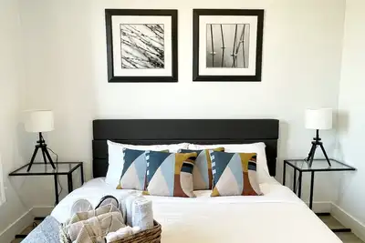 Image de Jan 38% Promo:King 1br w/ Pool + Gym Near Ewr