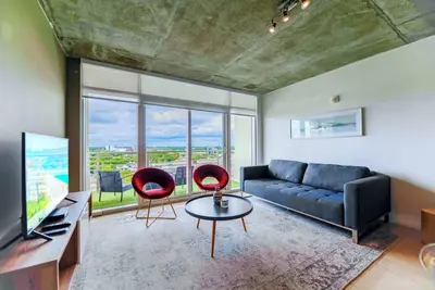 Image de Modern Midtown Gem - Walk to Everything