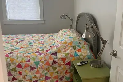 Image de Cozy cottage near 6 pickleball courts & just over a mile to town or beach!