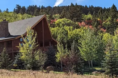 Image de Private getaway near Bear Lake, Atv hike, cave tours, and kayaking, game room.