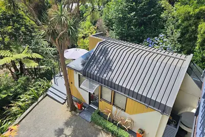Image de Beautiful Apartment Surrounded by Native Bush