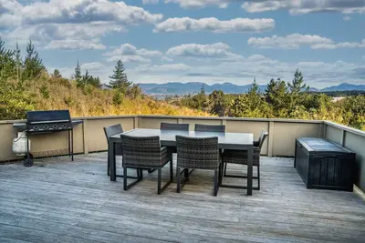 Image de Peaceful Country Home with Amazing Views - Near Mapua
