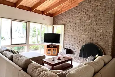 Image de Spacious beach home with big back garden